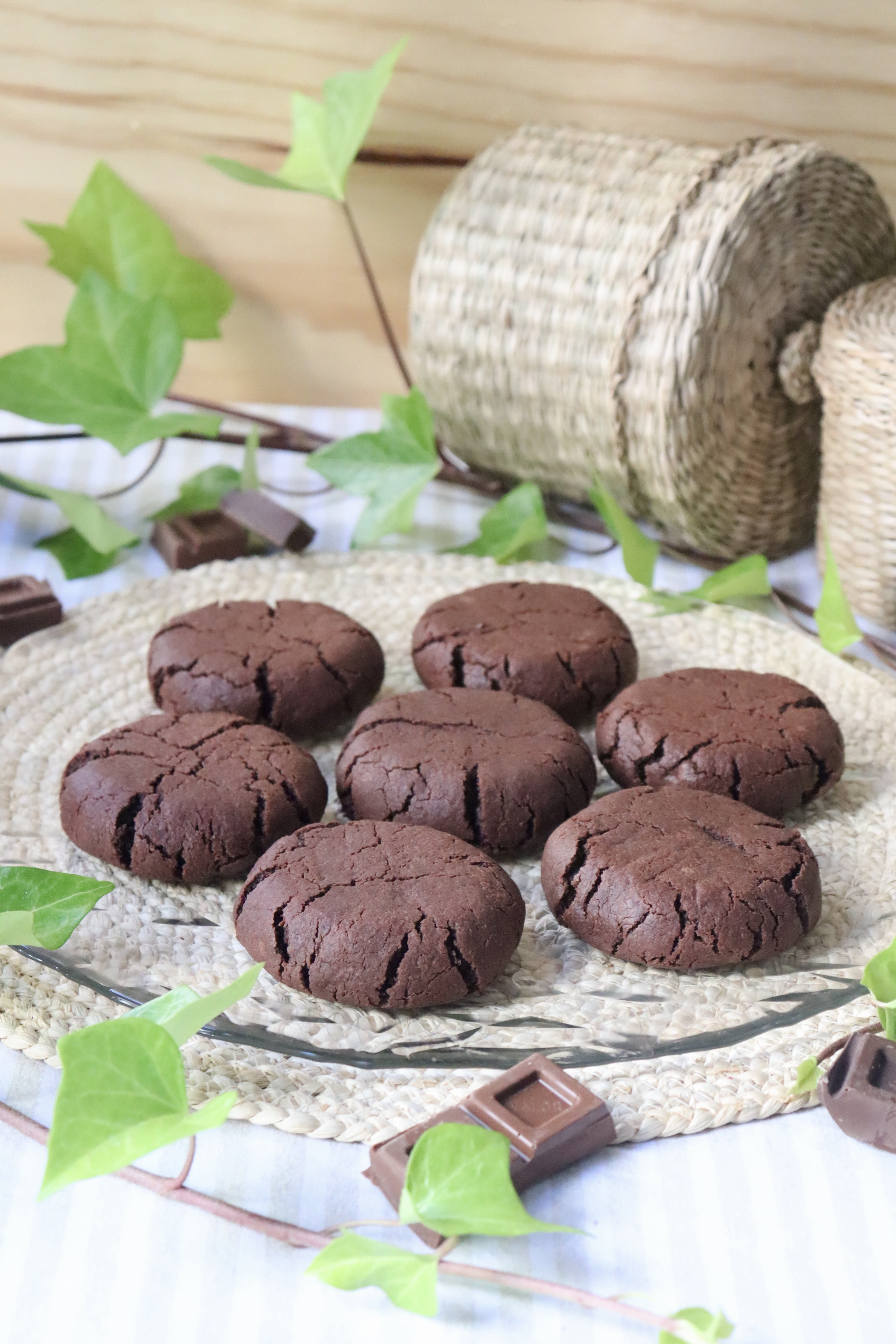 romisbakes recipe chocolate cookies with chocolate chips and Nutella