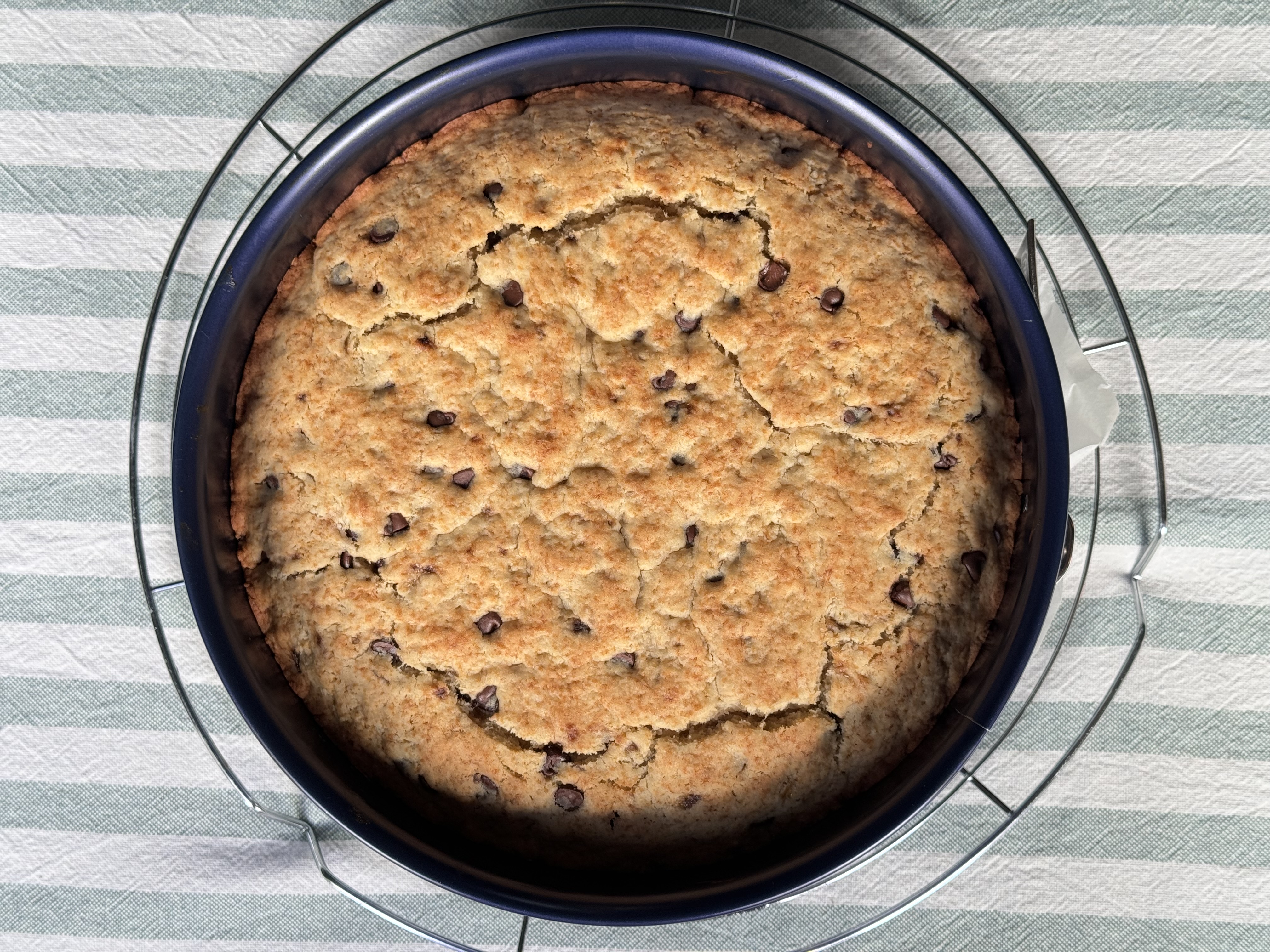 romisbakes recipe Giant banana, chocolate and dulce de leche cookie