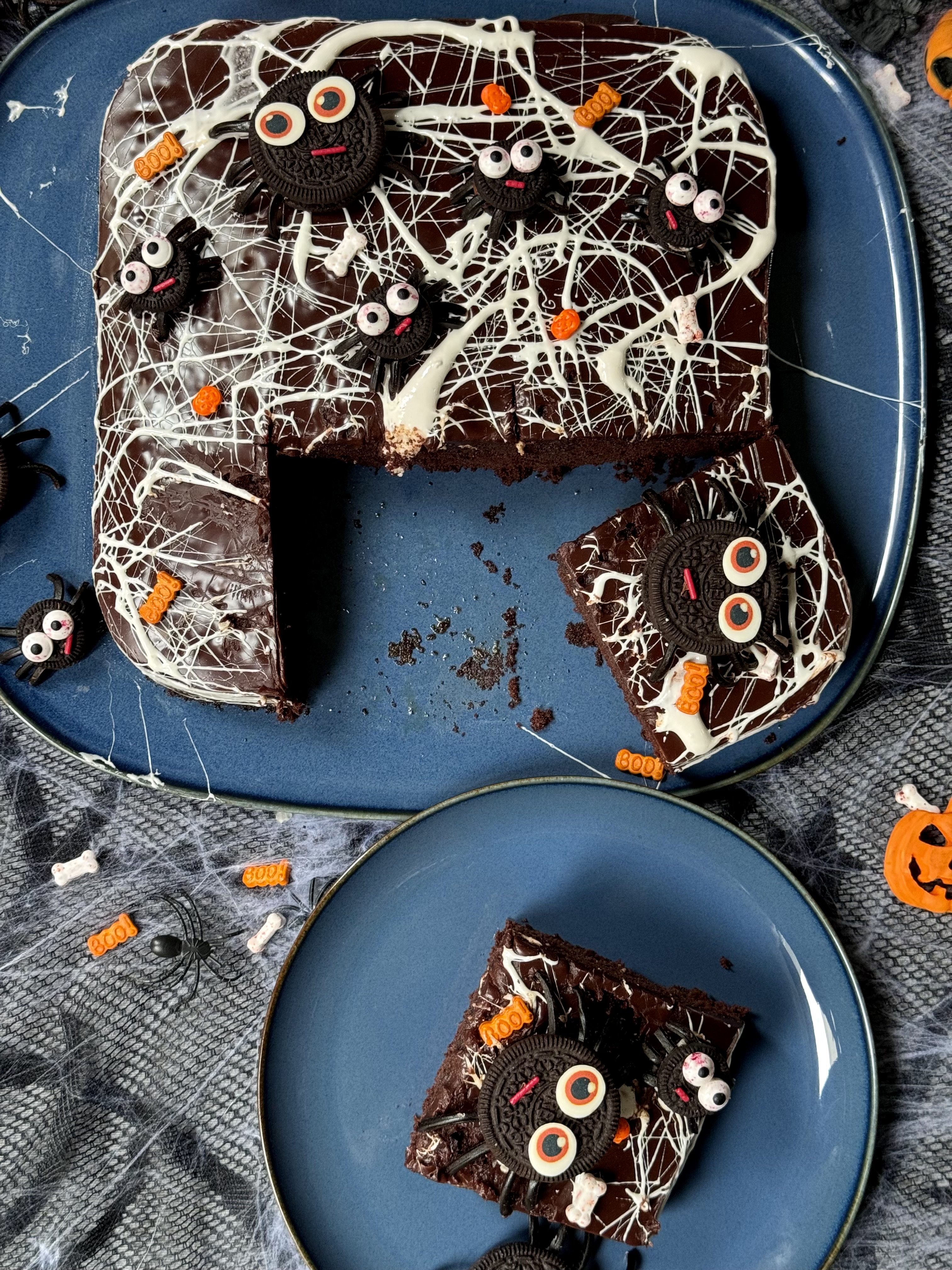 romisbakes recipe Halloween chocolate cake