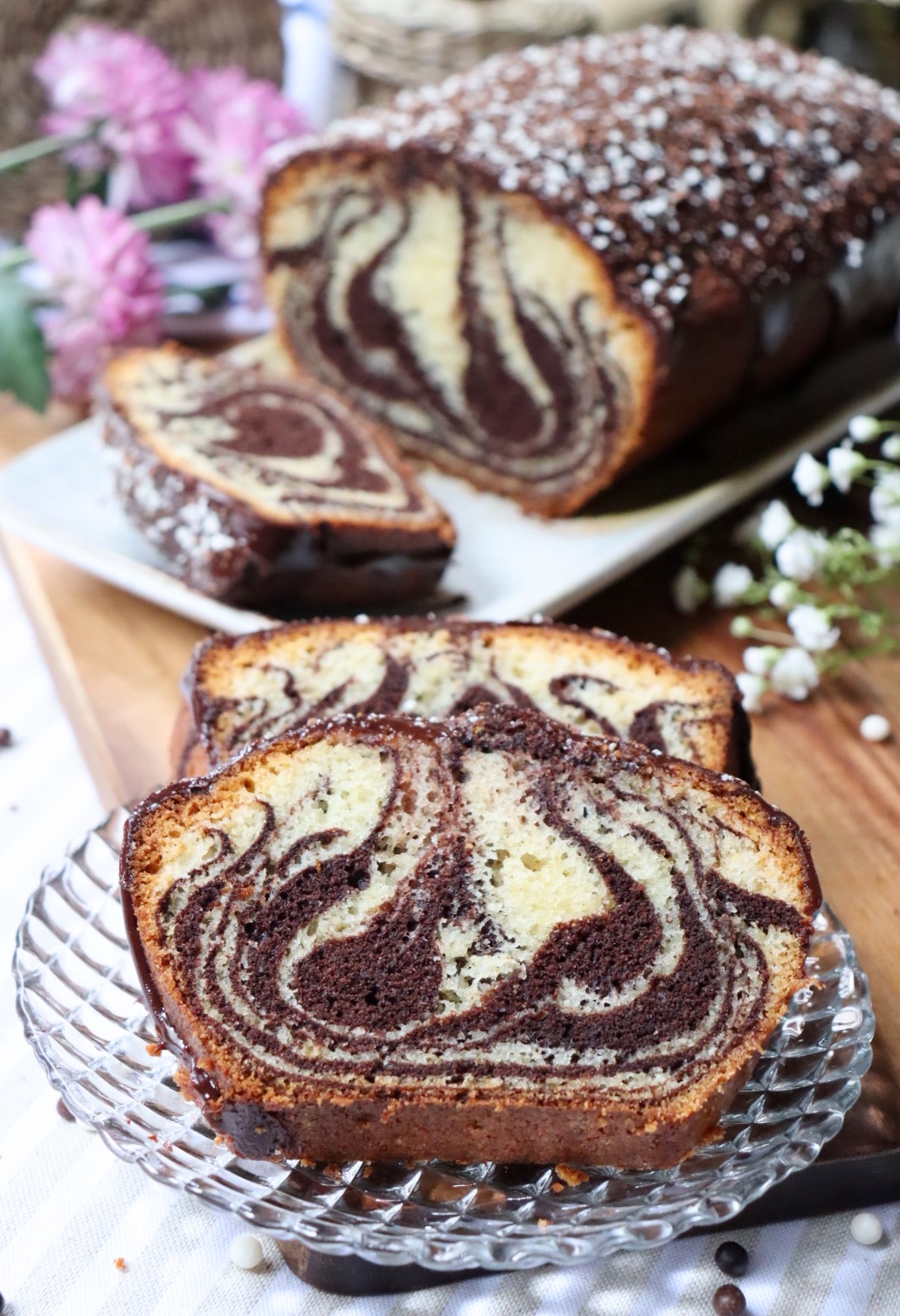 romisbakes recipe chocolate & vanilla marble cake