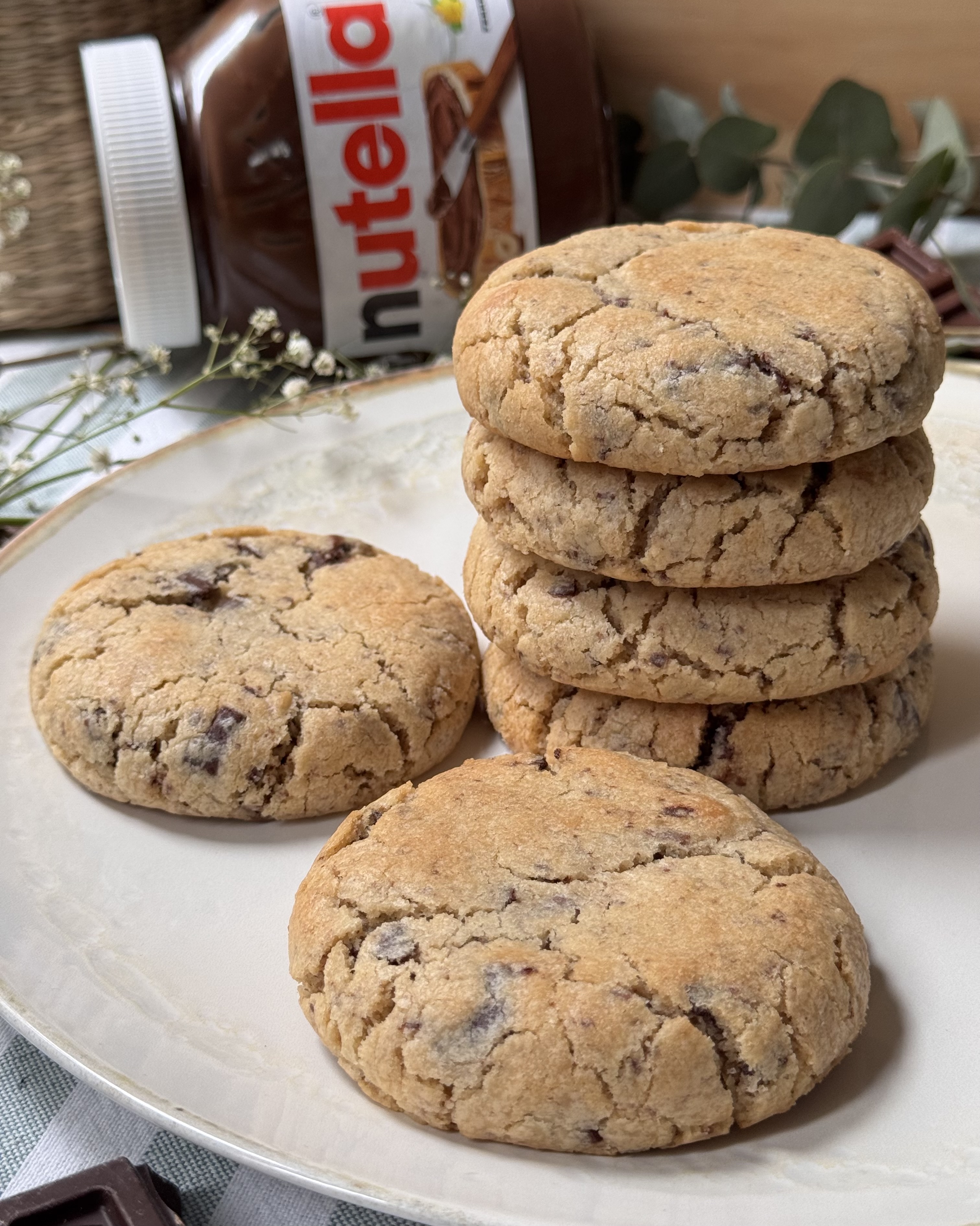 romisbakes recipe Nutella and chocolate chip cookies
