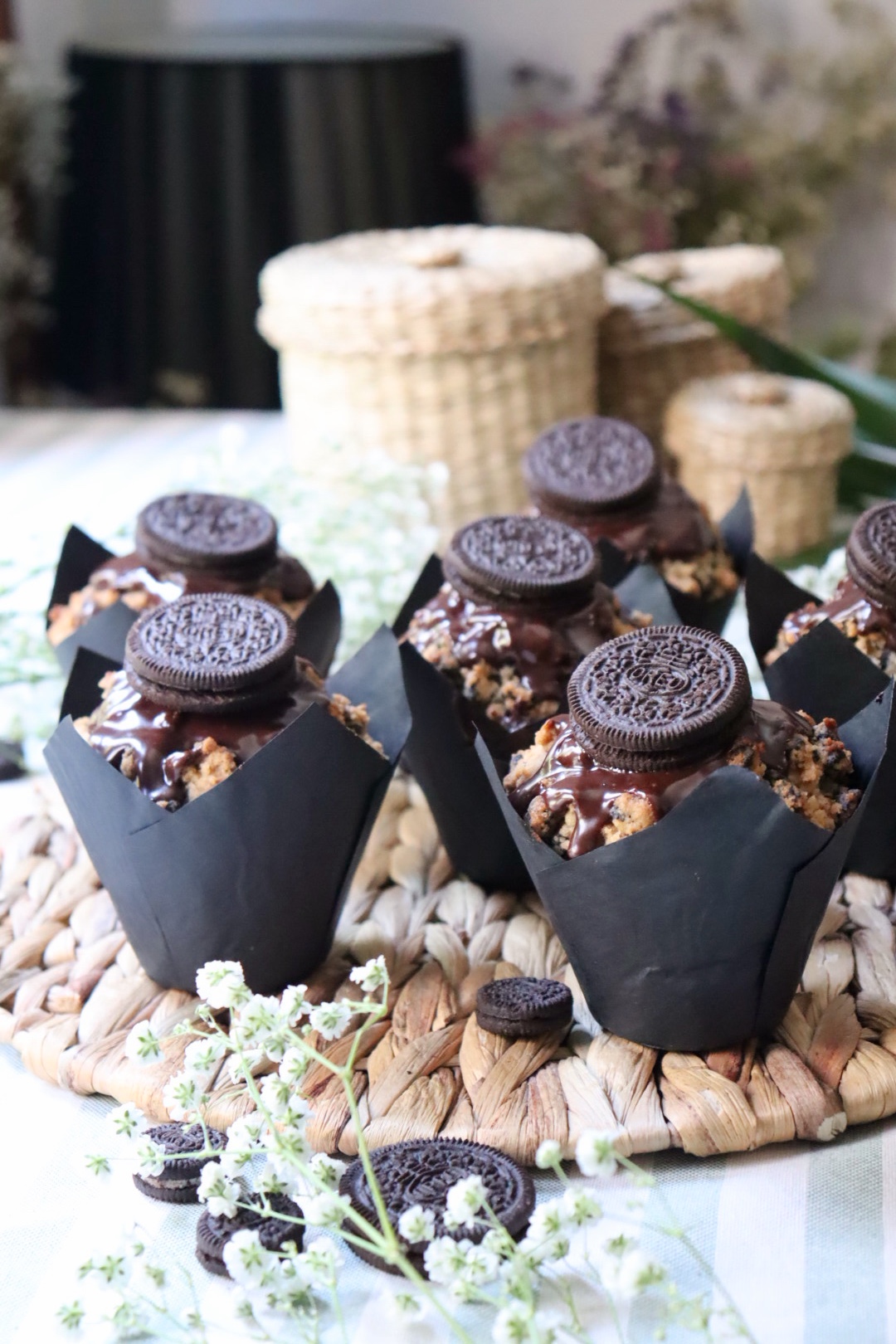 romisbakes recipe oreo chocolate muffins