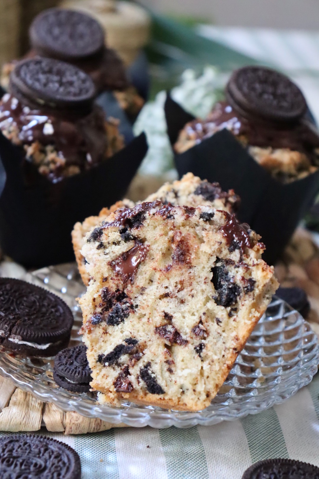 romisbakes recipe oreo chocolate muffins