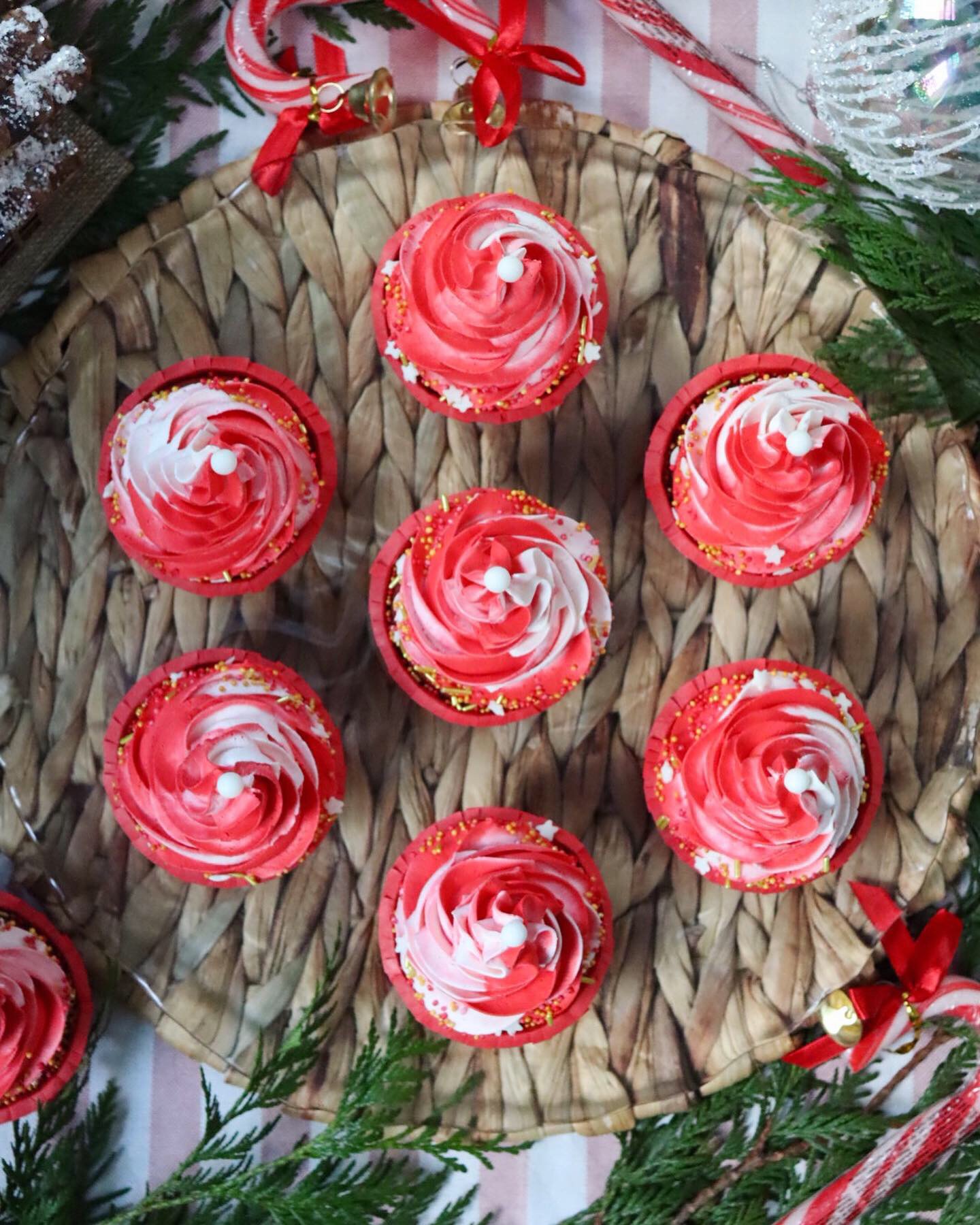 romisbakes recipe red velvet cupcakes