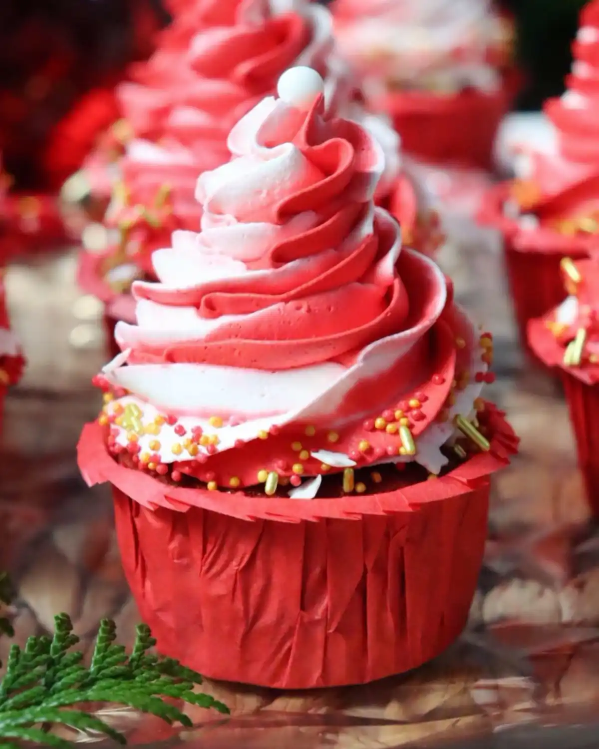 romisbakes recipe Red velvet cupcakes
