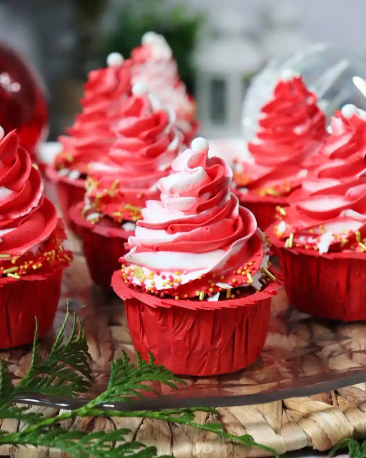 romisbakes recipe Red velvet cupcakes