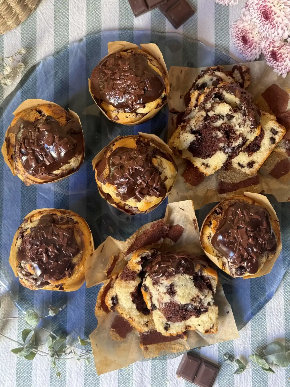 romisbakes recipe Vanilla and Chocolate Muffins