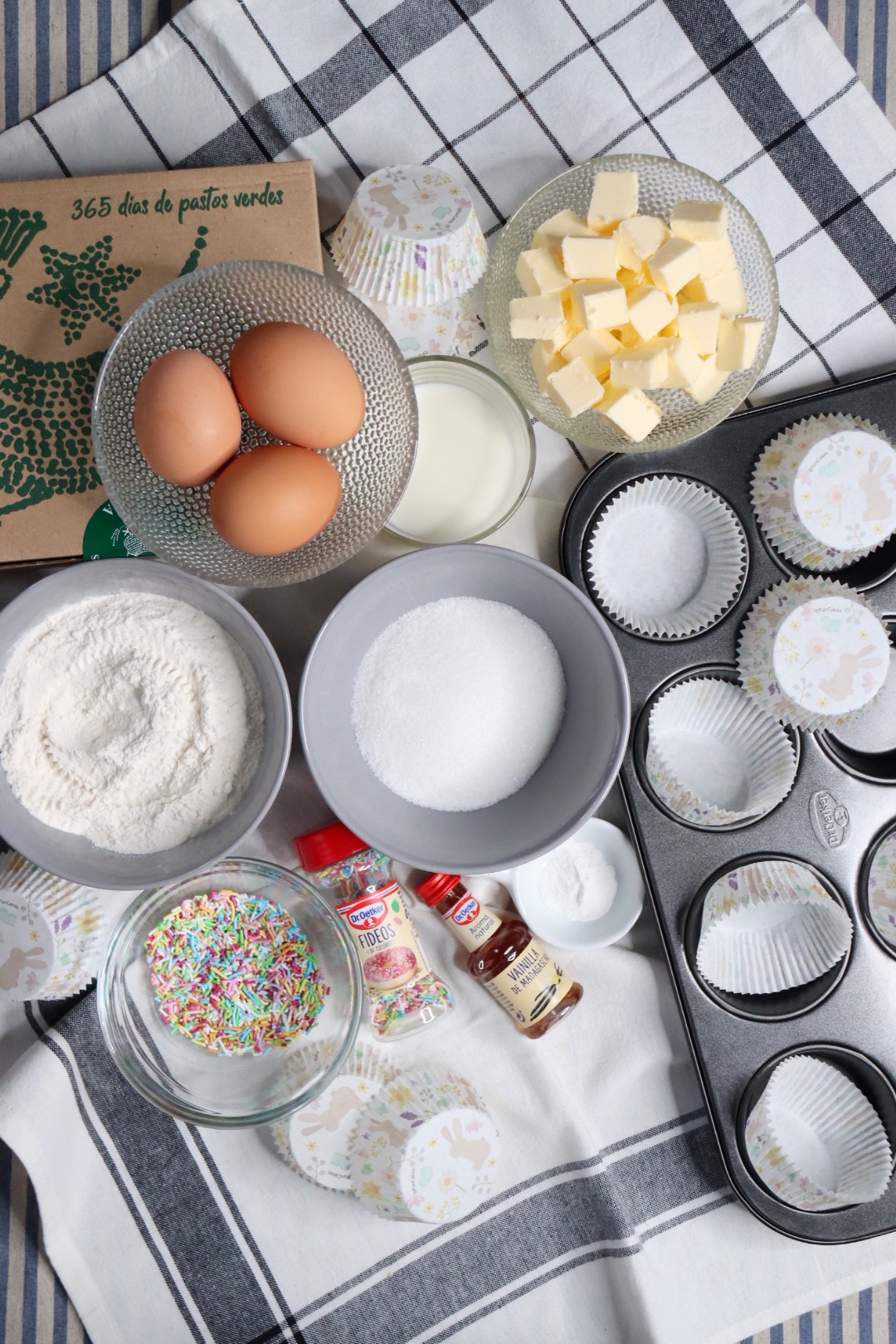 romisbakes recipe vanilla cupcakes for easter