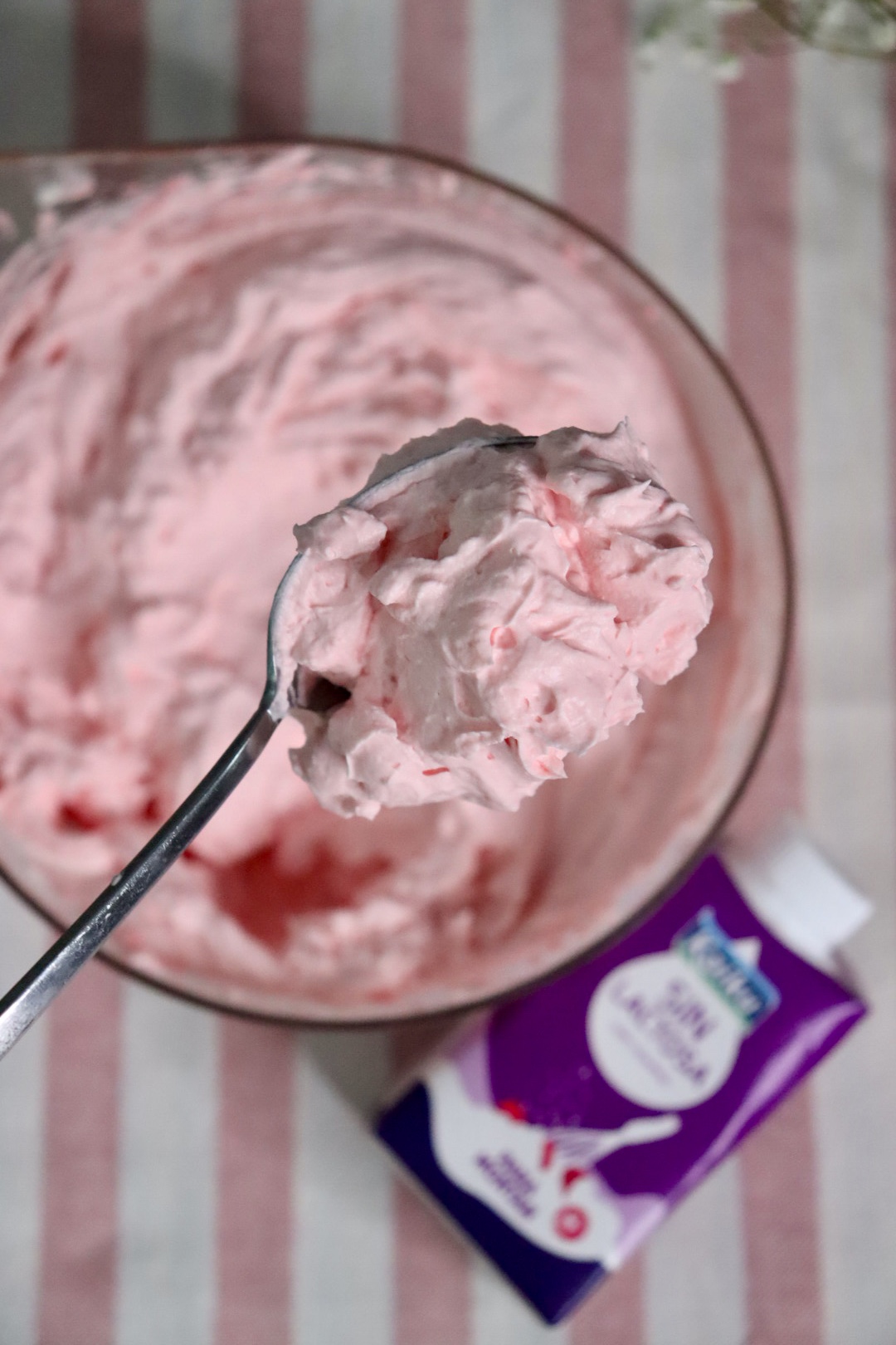 romisbakes recipe lactose free vanilla and strawberry cake