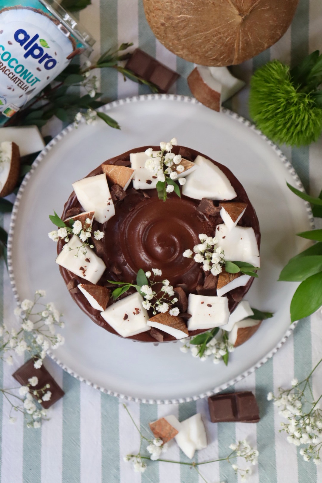 romisbakes recipe vegan chocolate and stracciatella cake