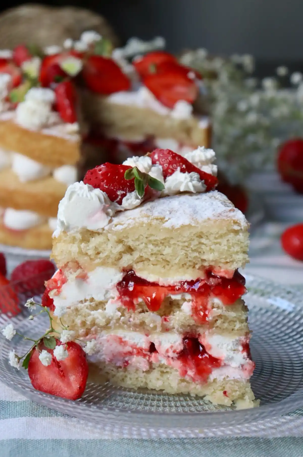 romisbakes recipe Vegan Victoria Sponge Cake